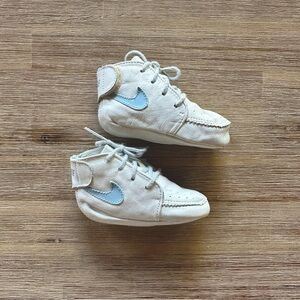 Nike | 1986 Baby Booties Leather Vintage